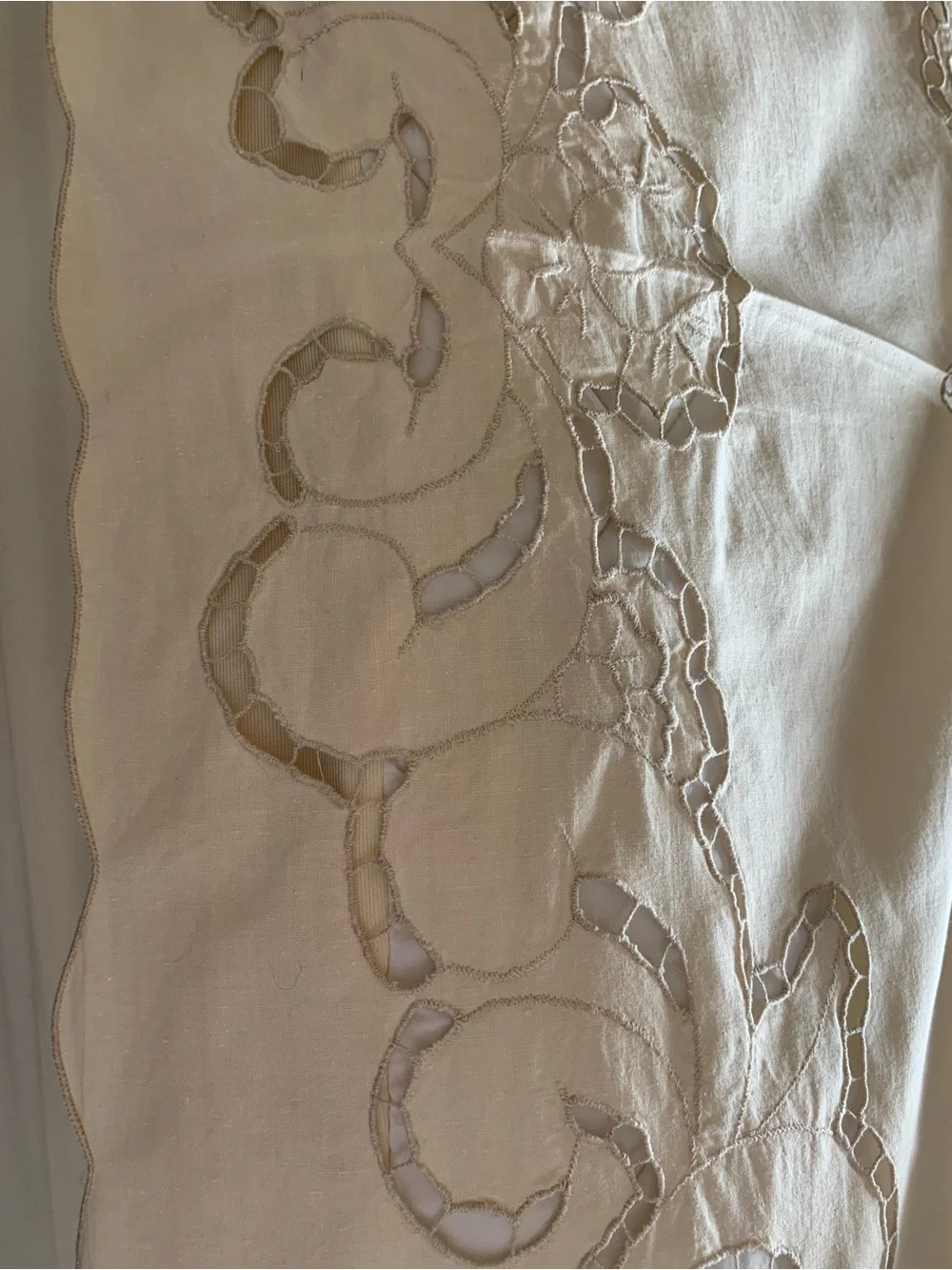 Vintage French Tablecloth or Bed Coverlet (shown on Queen bed) 104”x70” Pristine
